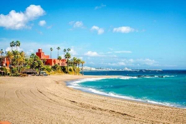 Apartment New Waterfront Gem W Rooftop Pool-puerto Marina *