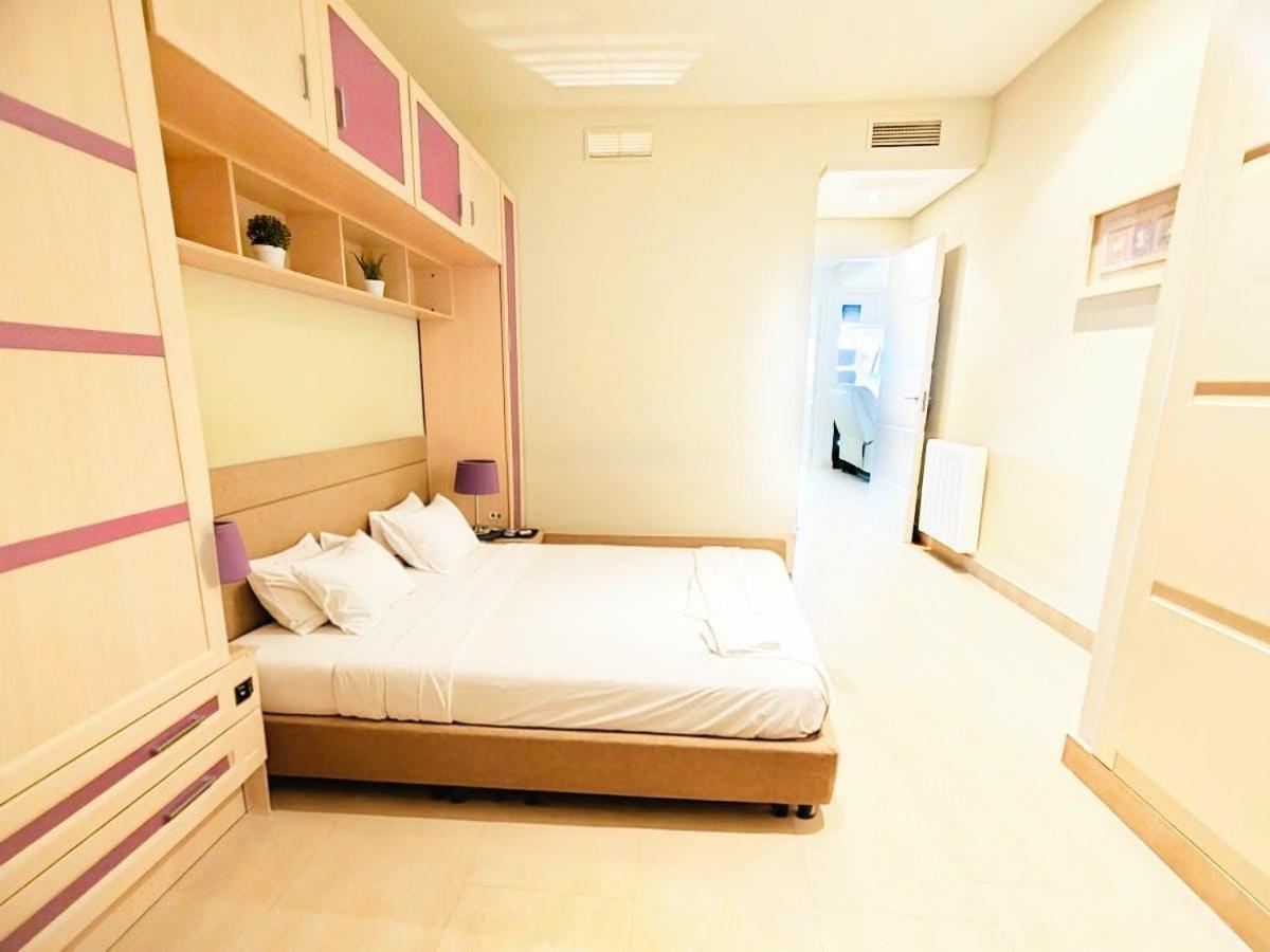 New Waterfront Gem W Rooftop Pool-puerto Marina Apartment *