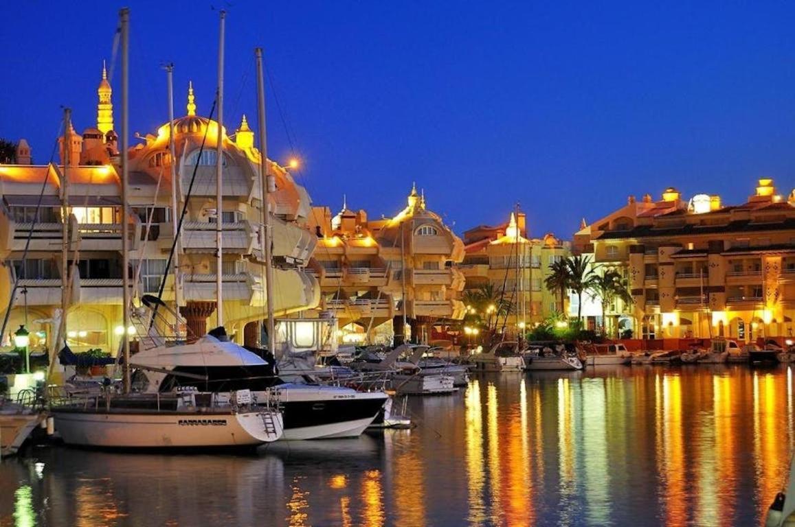 Apartment New Waterfront Gem W Rooftop Pool-puerto Marina